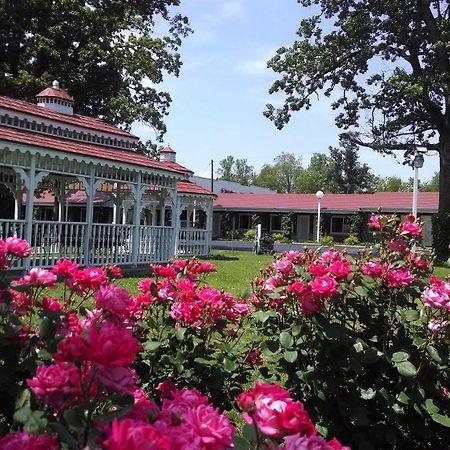 Murray Inn And Art Gallery Екстериор снимка