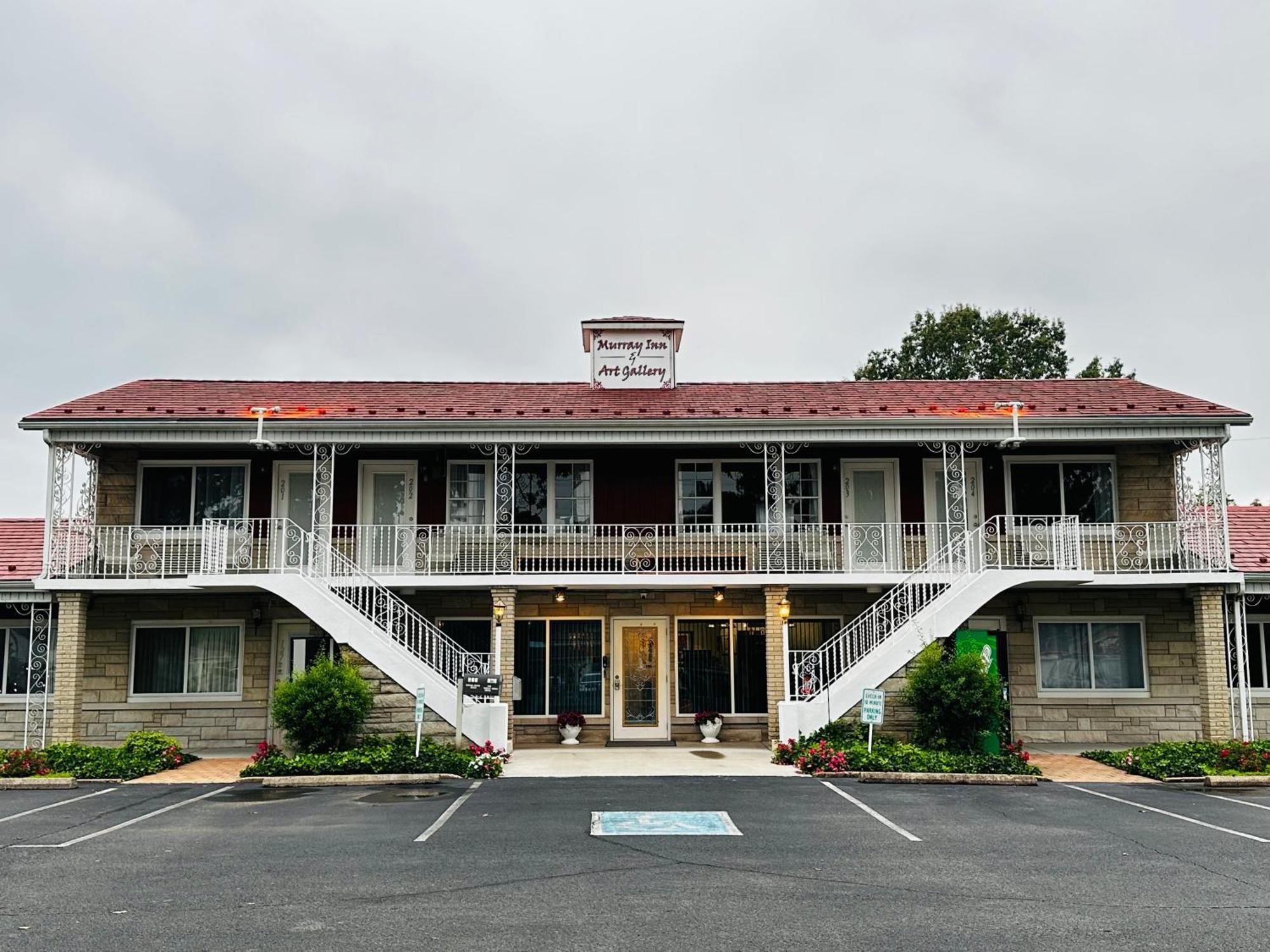 Murray Inn And Art Gallery Екстериор снимка