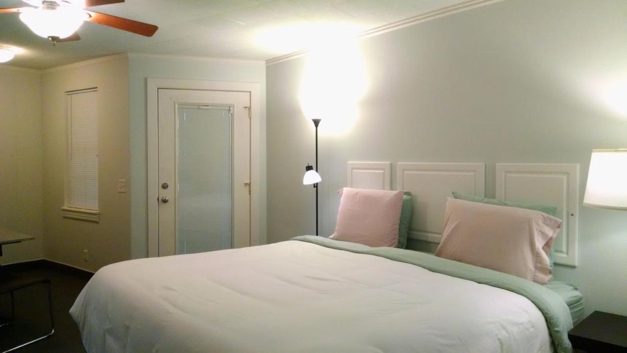 Murray Inn And Art Gallery Екстериор снимка